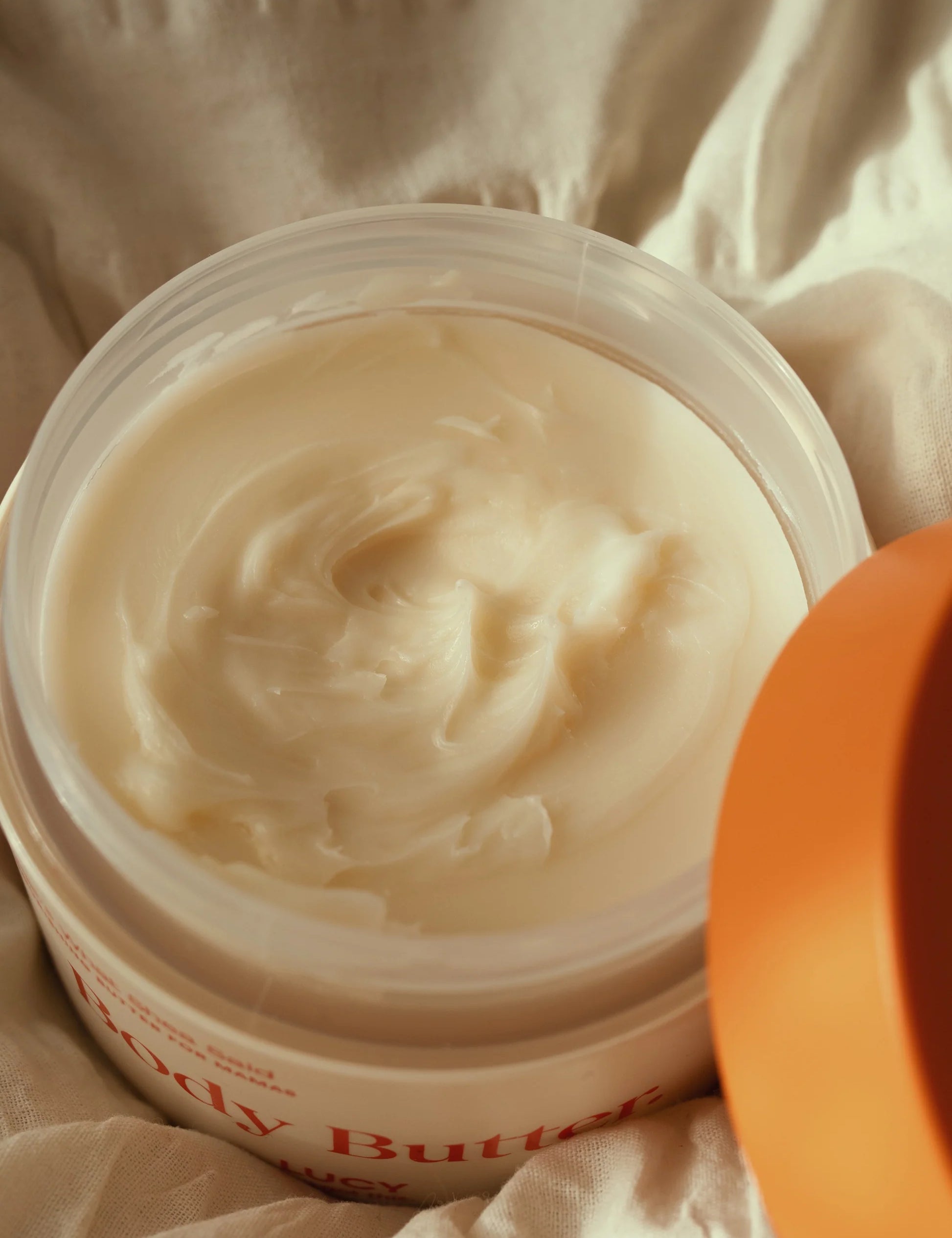 LUCY Body Butter otwarte opakowanie