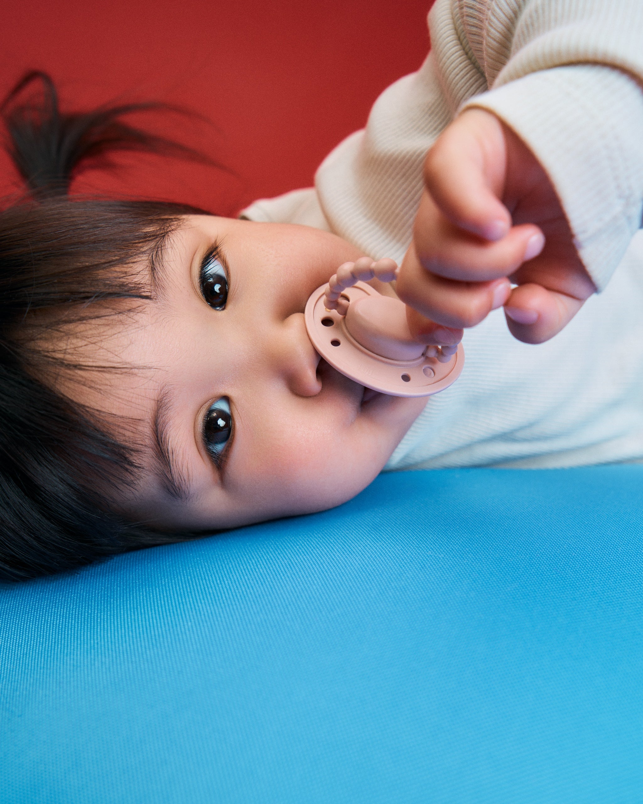 Smoczek pozycjonujący LUU Kids Velvet Blush dziewczynka