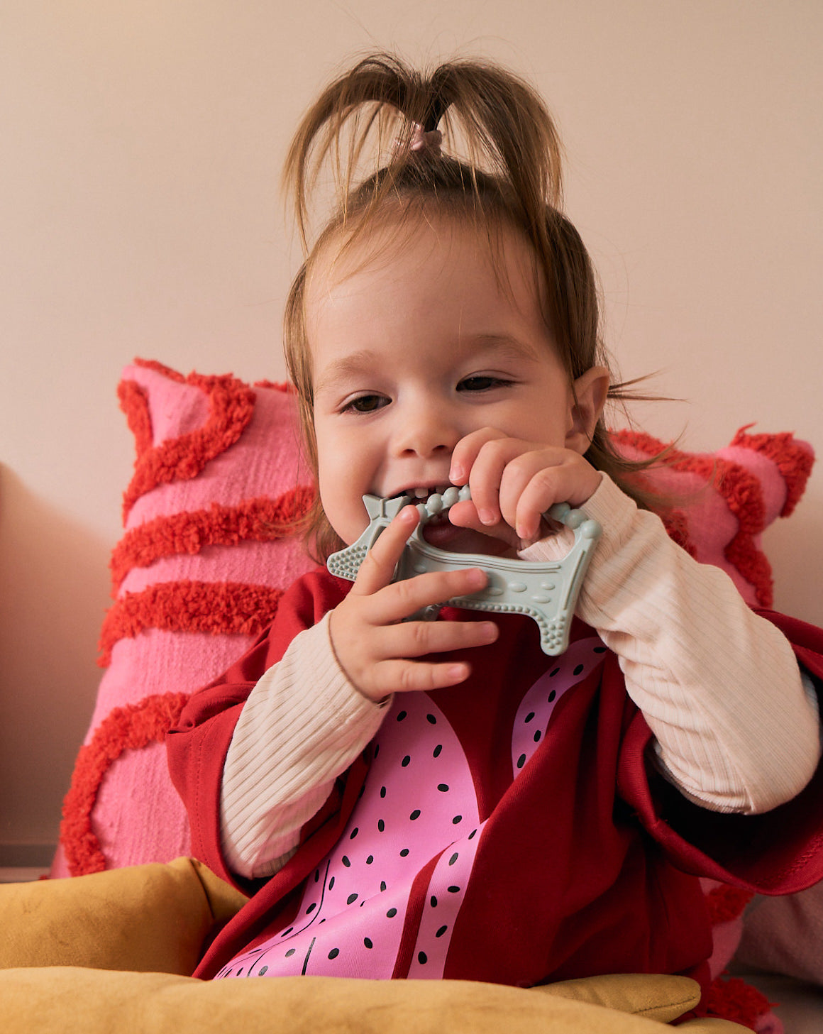 Luuie The Dog Frozen Sage Baby Teether