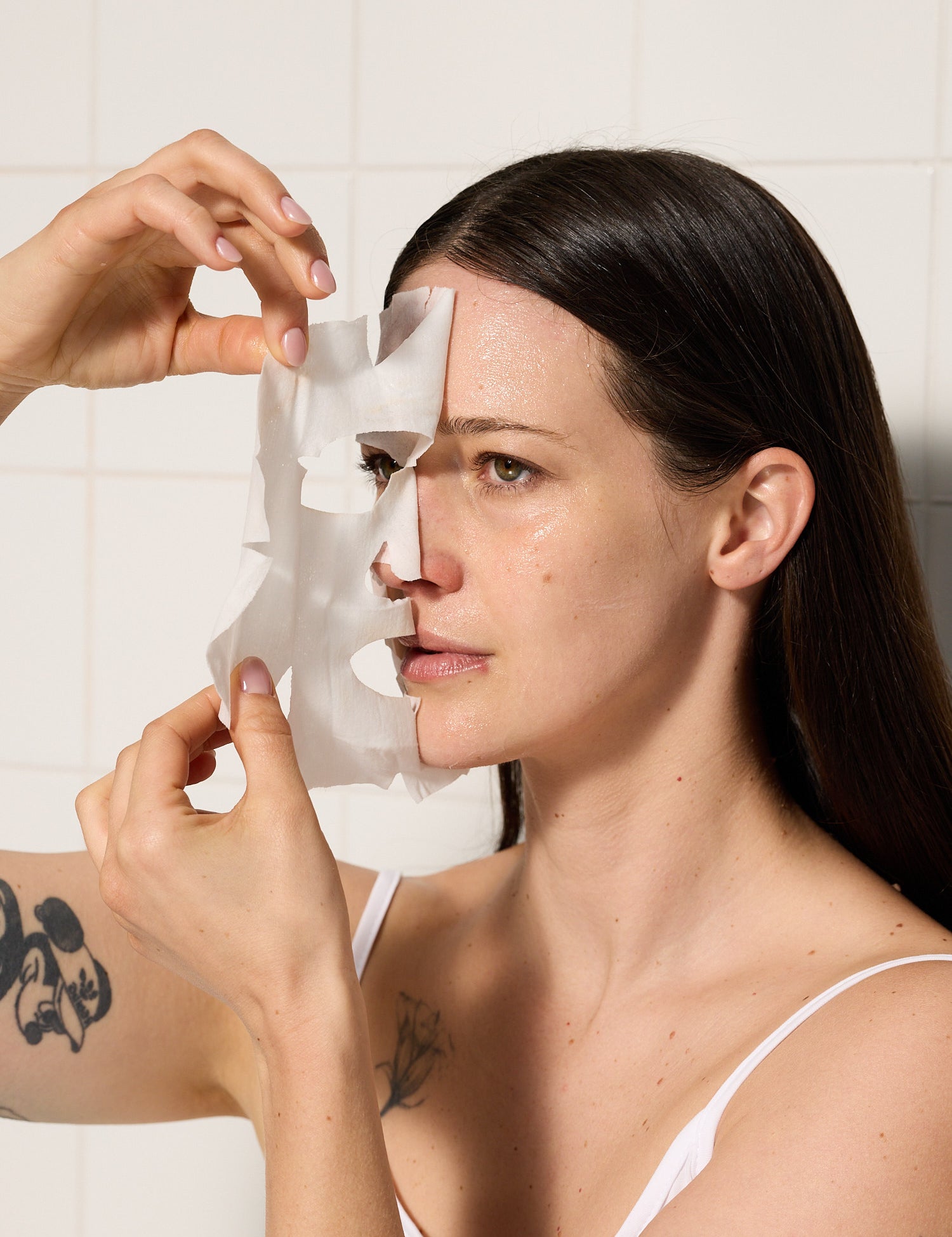 Nawilżająca maska-serum w płachcie Milky Compress Your KAYA modelka